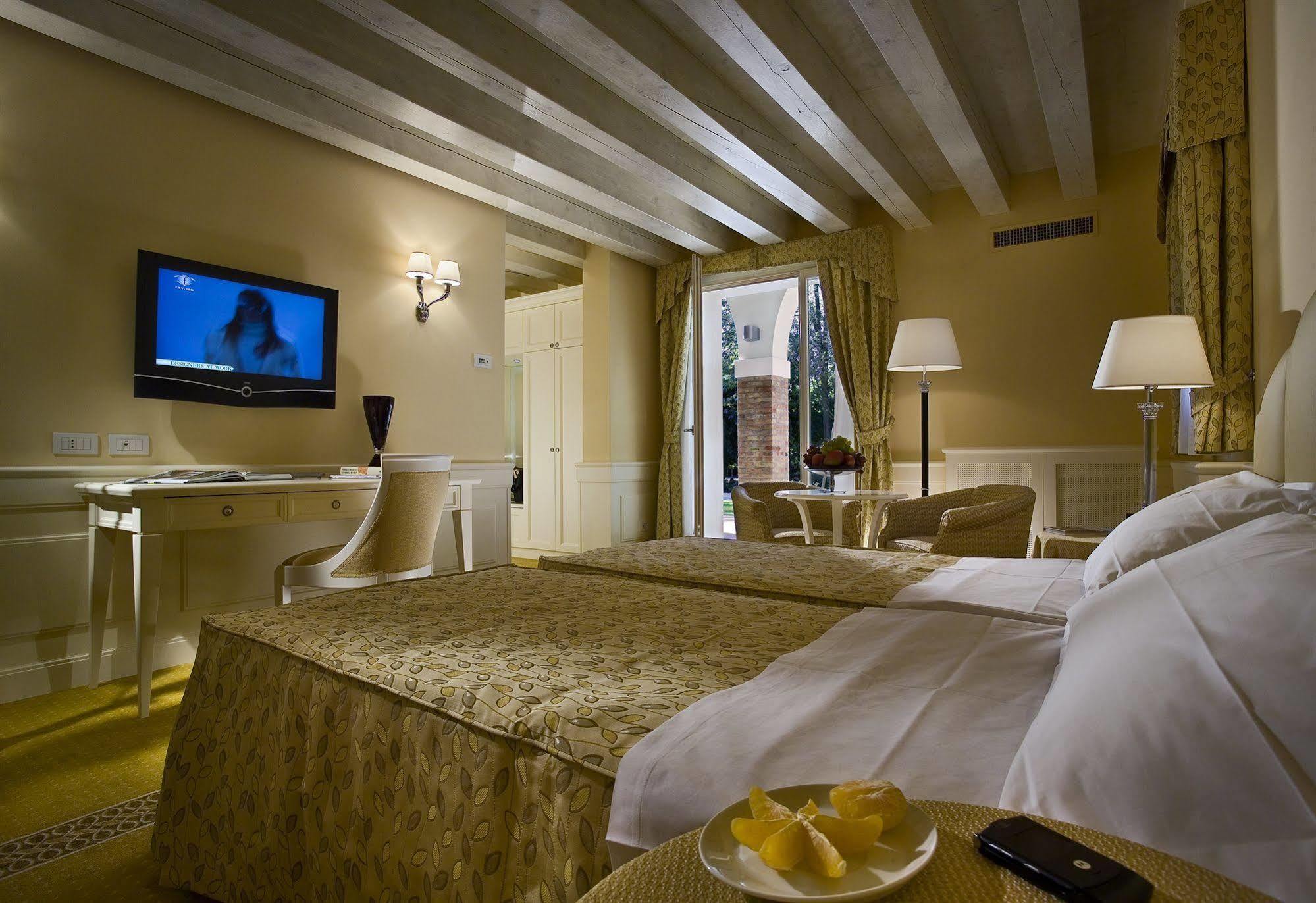 卡姆拉天然度假酒店 马塞拉-迪帕多瓦 客房 照片